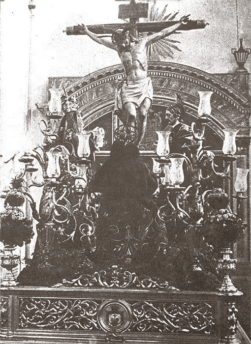 El único paso que la Cofradía del Cristo de Burgos sacaba a la calle en sus primeros tiempos, con la Virgen de la Palma, la Magdalena y San Juan. Antes de 1928.