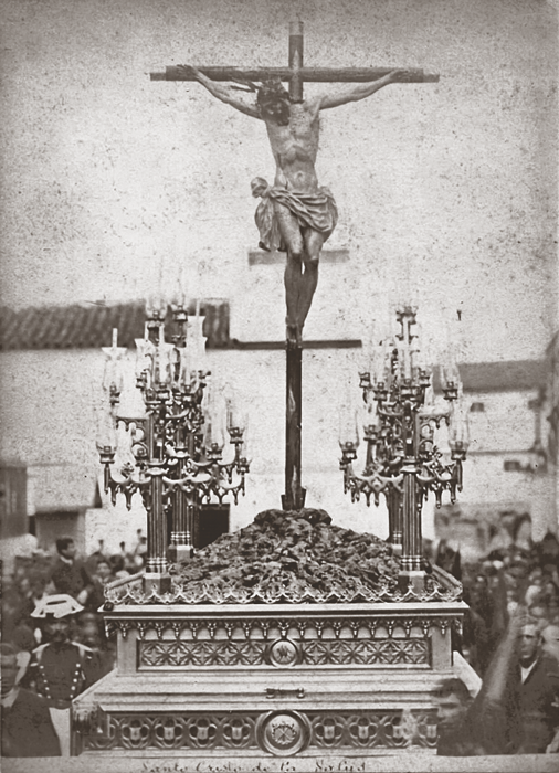 Fotografía realizada por Emilio Beauchy Cano del paso del Cristo Jesús de la Salud de San Bernardo.