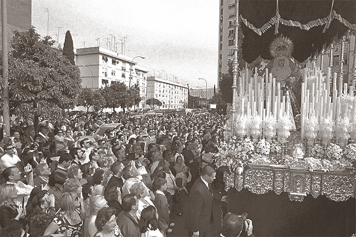 Nuestra Señora del Rosario Doloroso de la Hermandad de San Pablo en 2008. Fotografía: ABC. Kako Rangel.